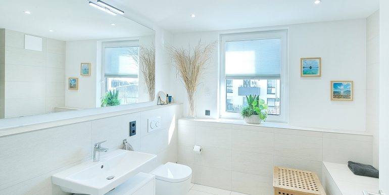 Wannenbad im Obergeschoss