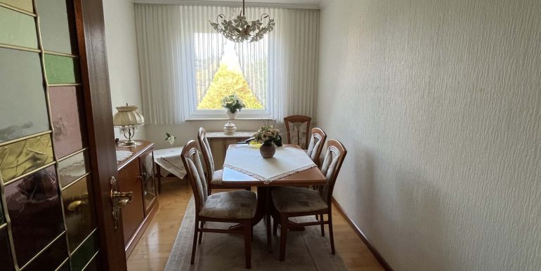 Kinder-/Arbeitszimmer (aktuell Esszi.)