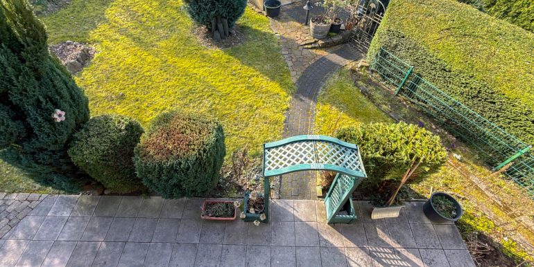 DG Blick auf die Terrasse