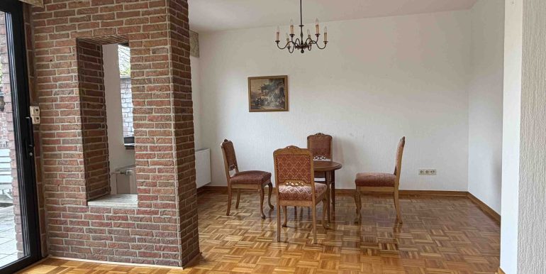 ... mit offenem Essbereich