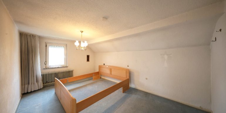 Zimmer im Dachgeschoss