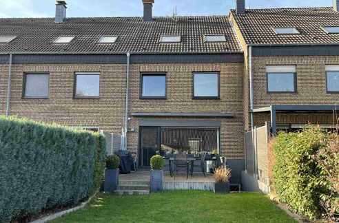 Modernes Reihenhaus in MO-Asberg