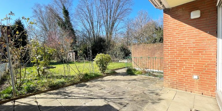 Terrasse mit Markise