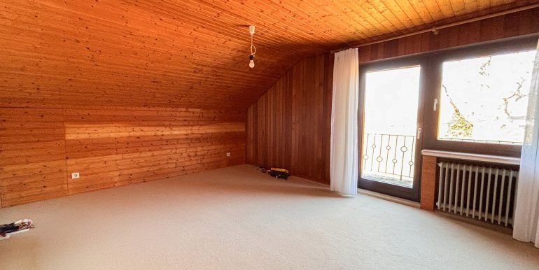 Schlafzimmer DG