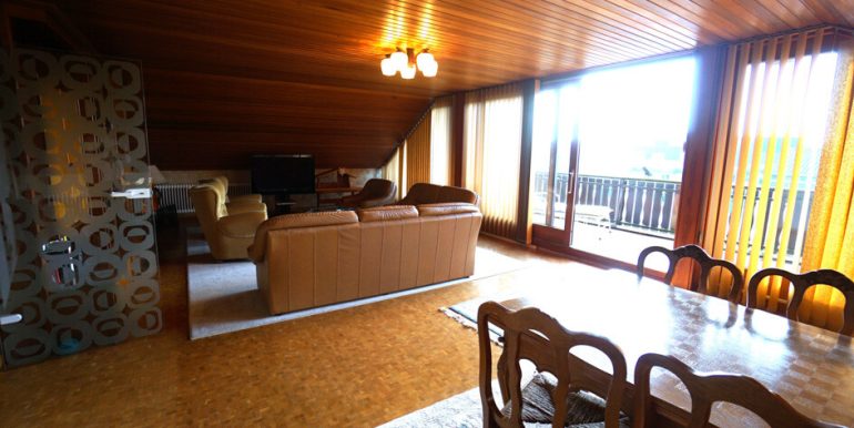 großes Zimmer OG