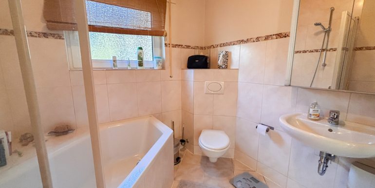 Badezimmer UG