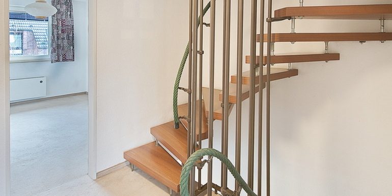 Treppe zum Dachgeschoss