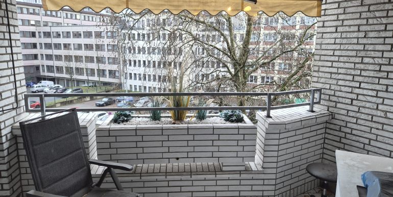 Balkon 1
