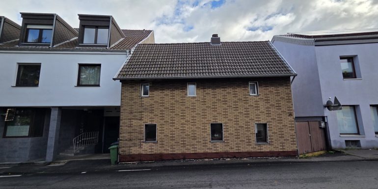Straßenansicht Haus D