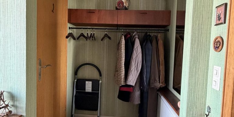 Garderobe mit Gäste-WC