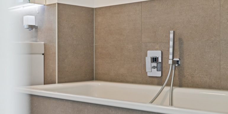 Badezimmer 1