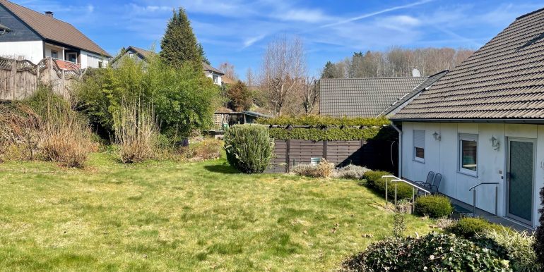 Grundstück hinter dem Haus
