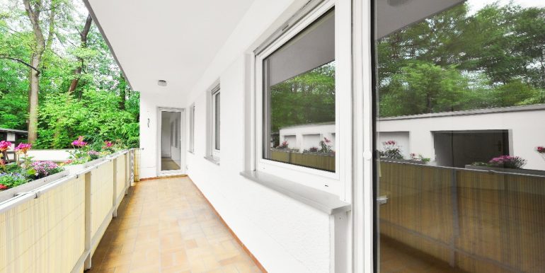 großzügige Loggia