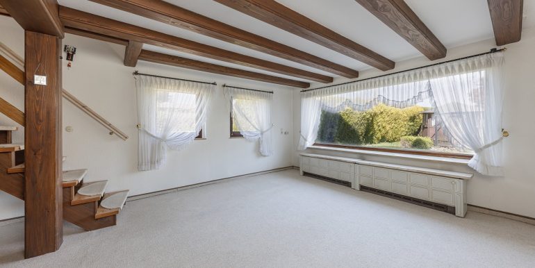 Wohnzimmer mit Grünblick