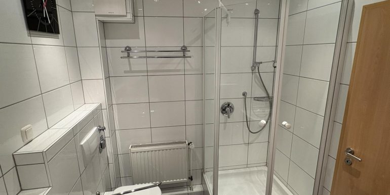 ...Dusche