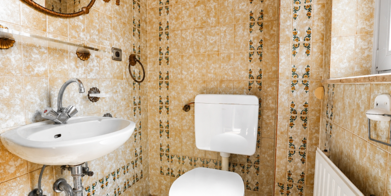 Eines von zwei Gäste-WC