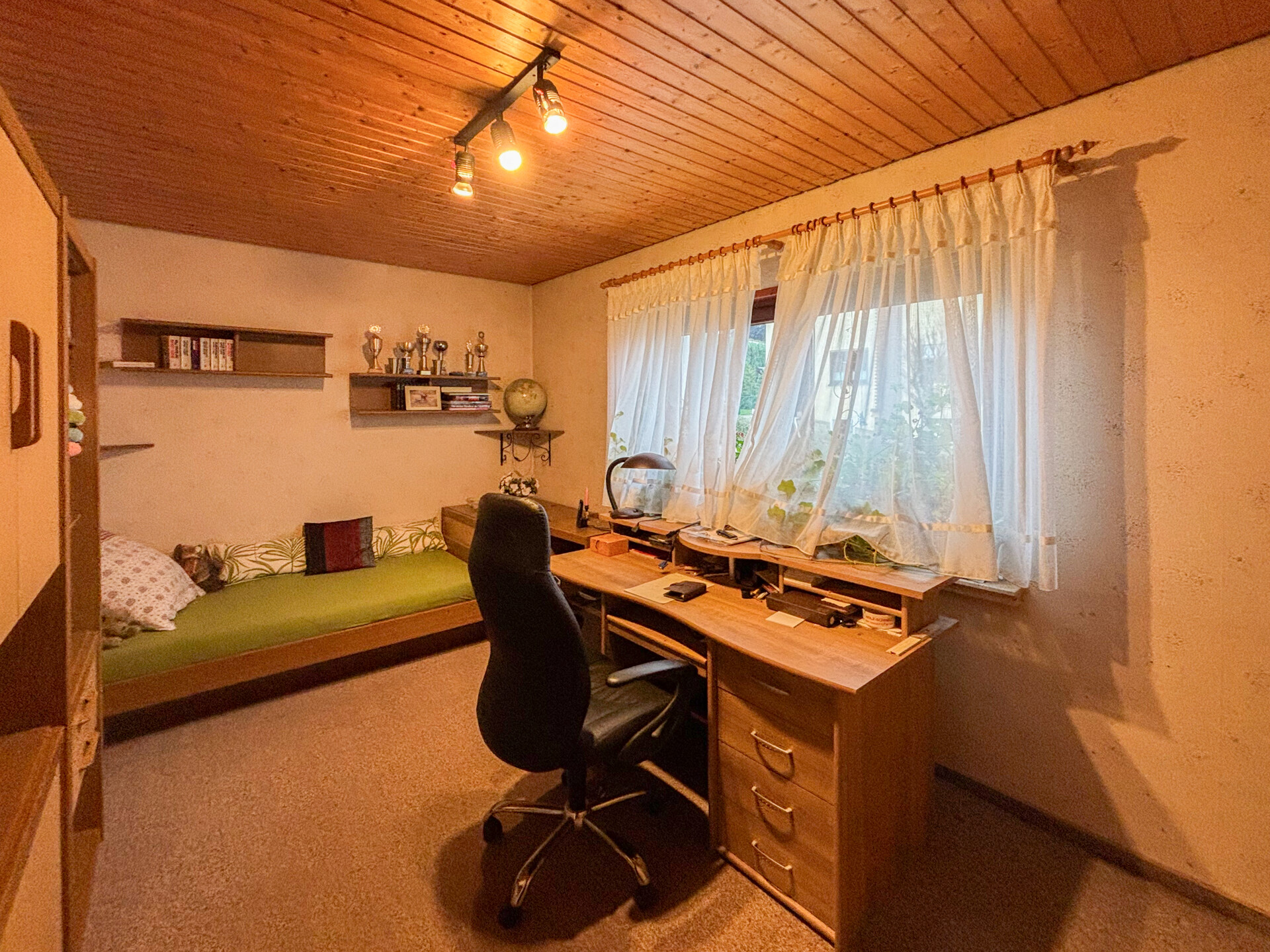 Kinderzimmer EG