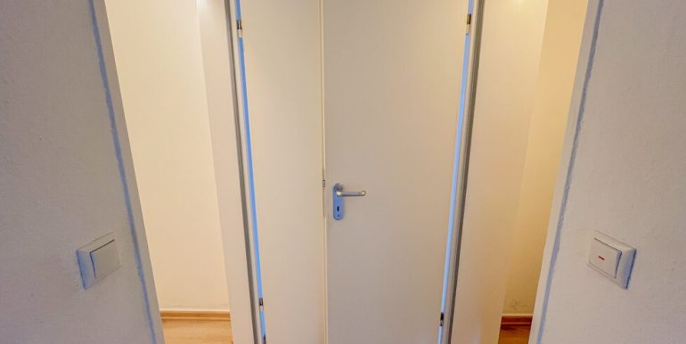 2 Abstellkammern