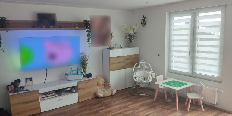 Wohnzimmer UG