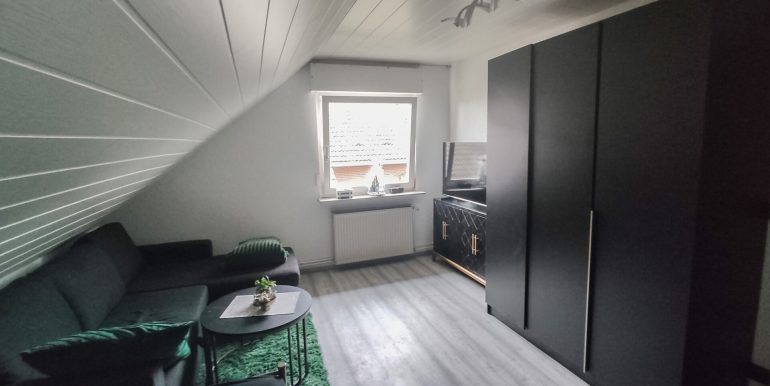 Wohnzimmer DG