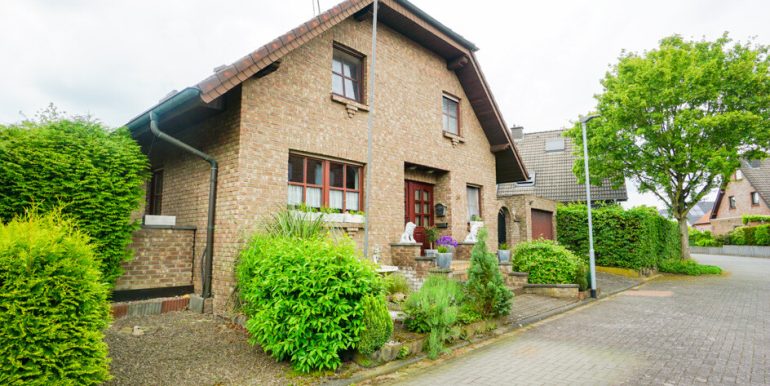 Alpen-Menzelen: Einfamilienhaus