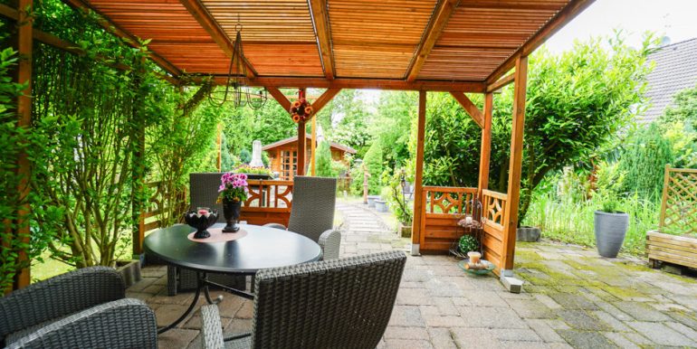 überdachte Terrasse