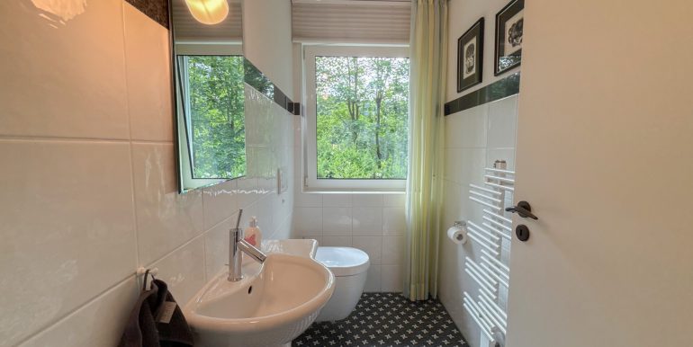 Gäste-WC EG