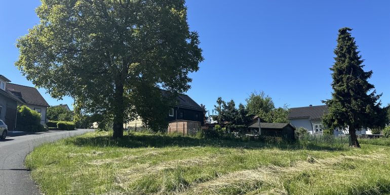 Grundstück