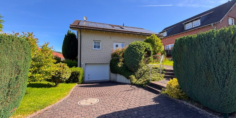 Straßenansicht