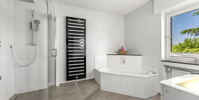 Badezimmer Erdgeschoss