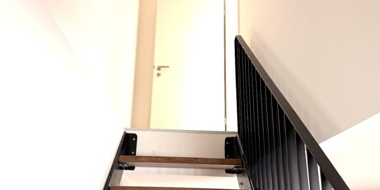 Treppe zum Obergeschoss