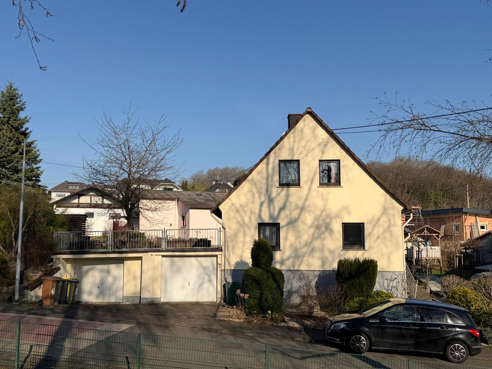 Straßenansicht