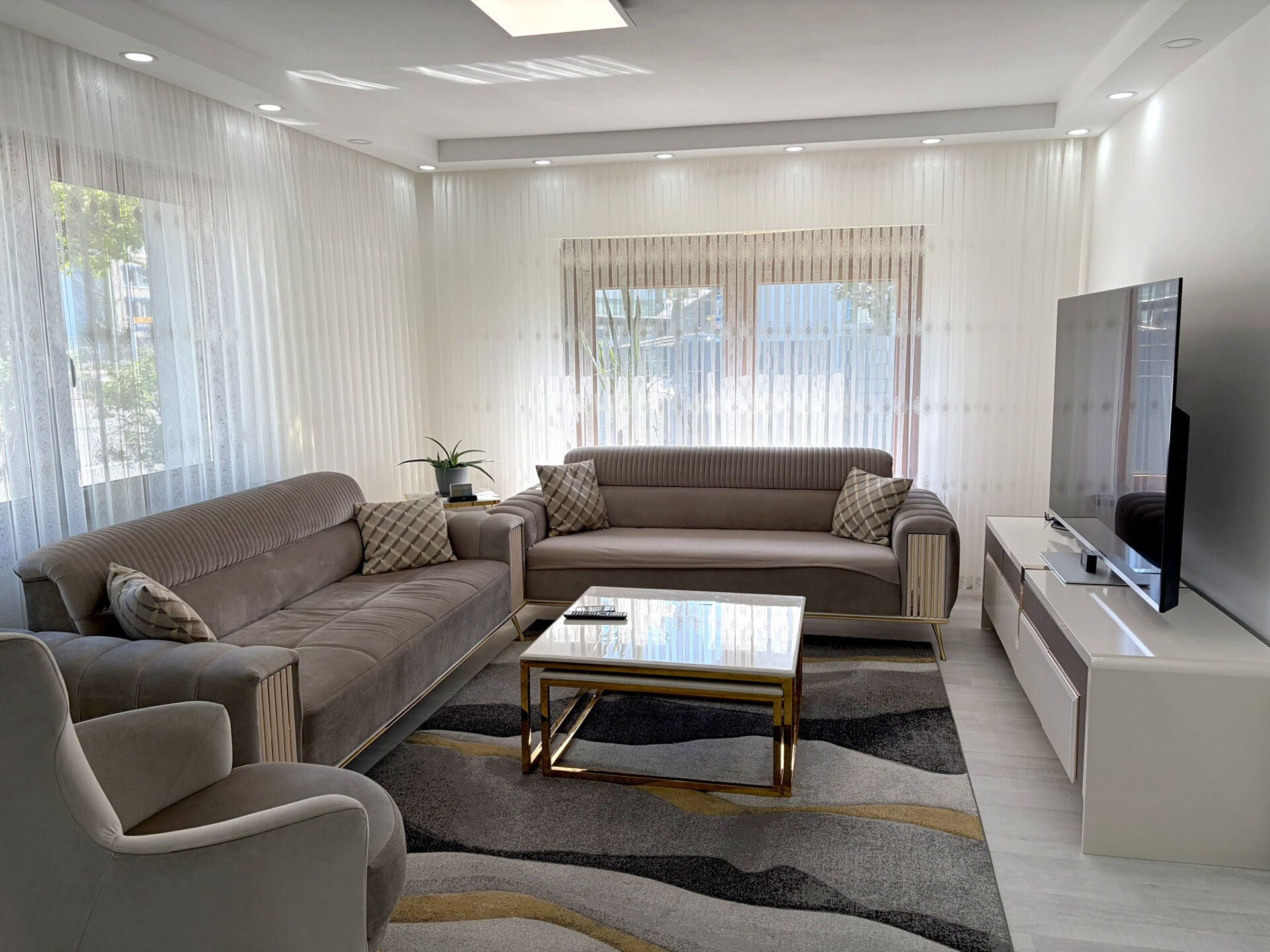 Wohnzimmer (EG)