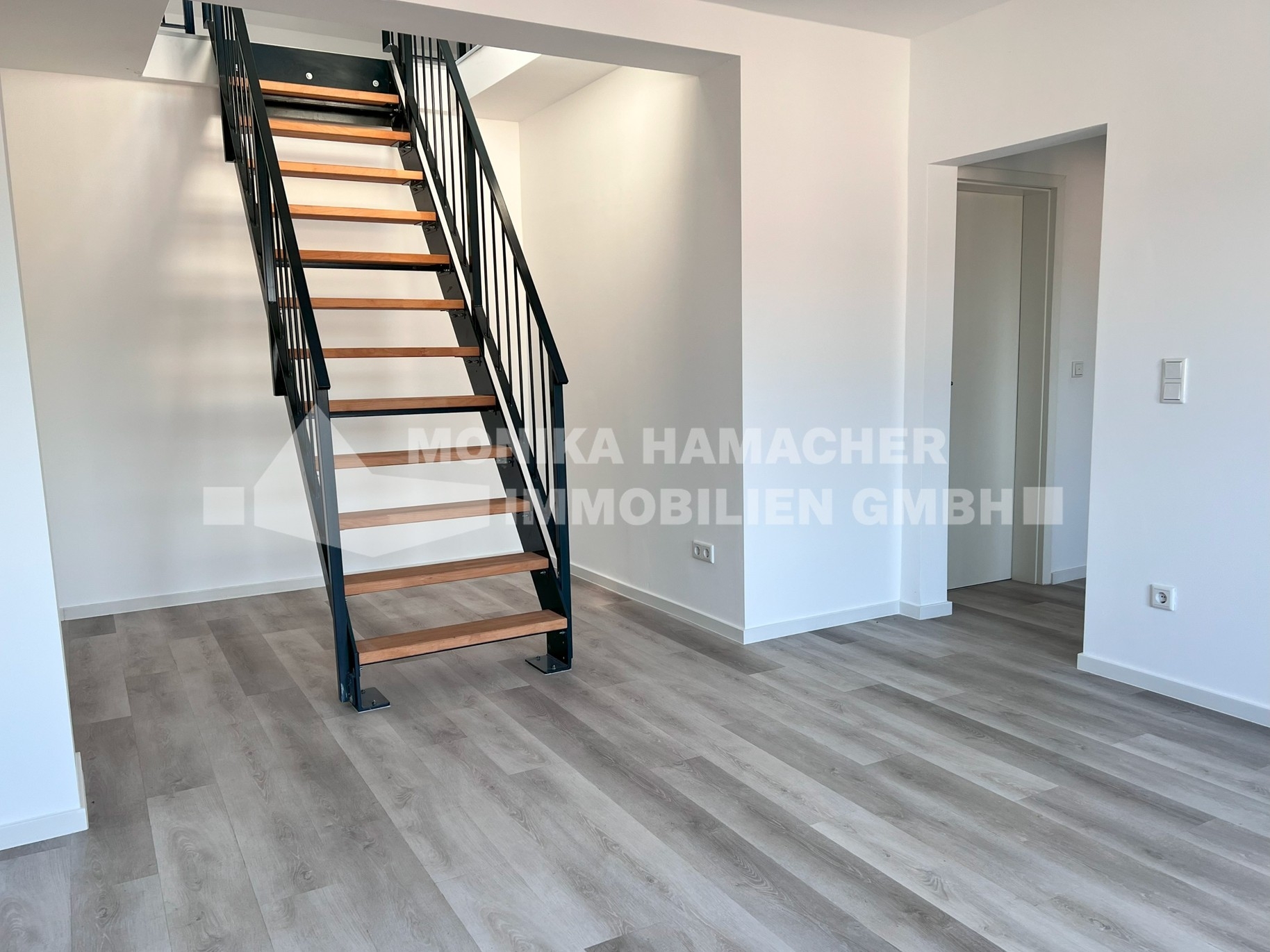 Wohnzimmer (2)