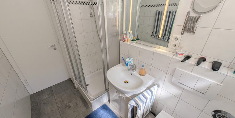Badezimmer EG