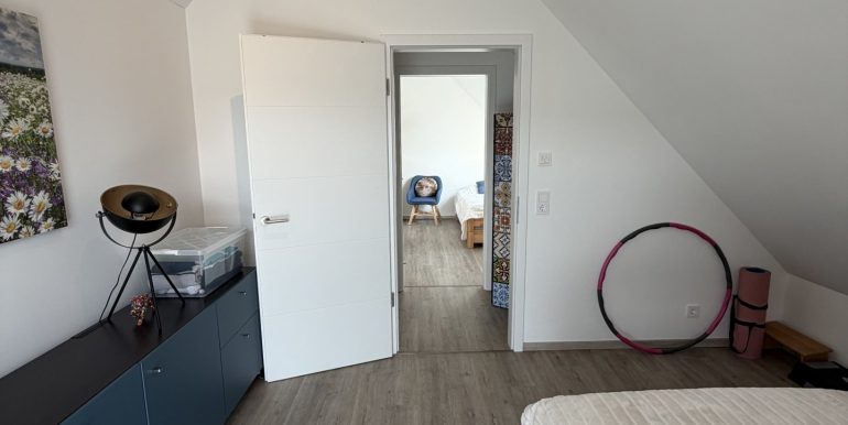 Schlafzimmer/Büro Spitzboden