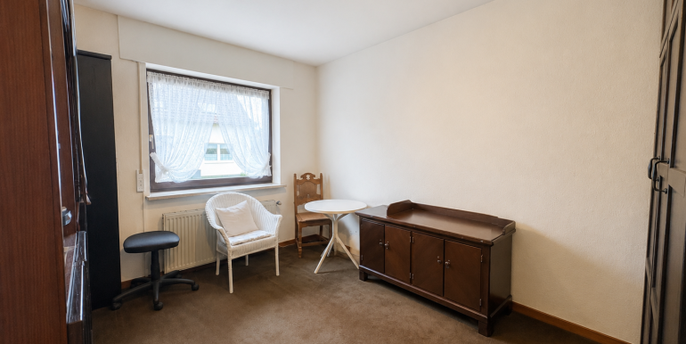 Kinderzimmer ( EG )