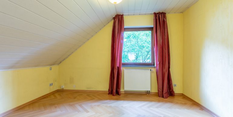 Schlafzimmer III