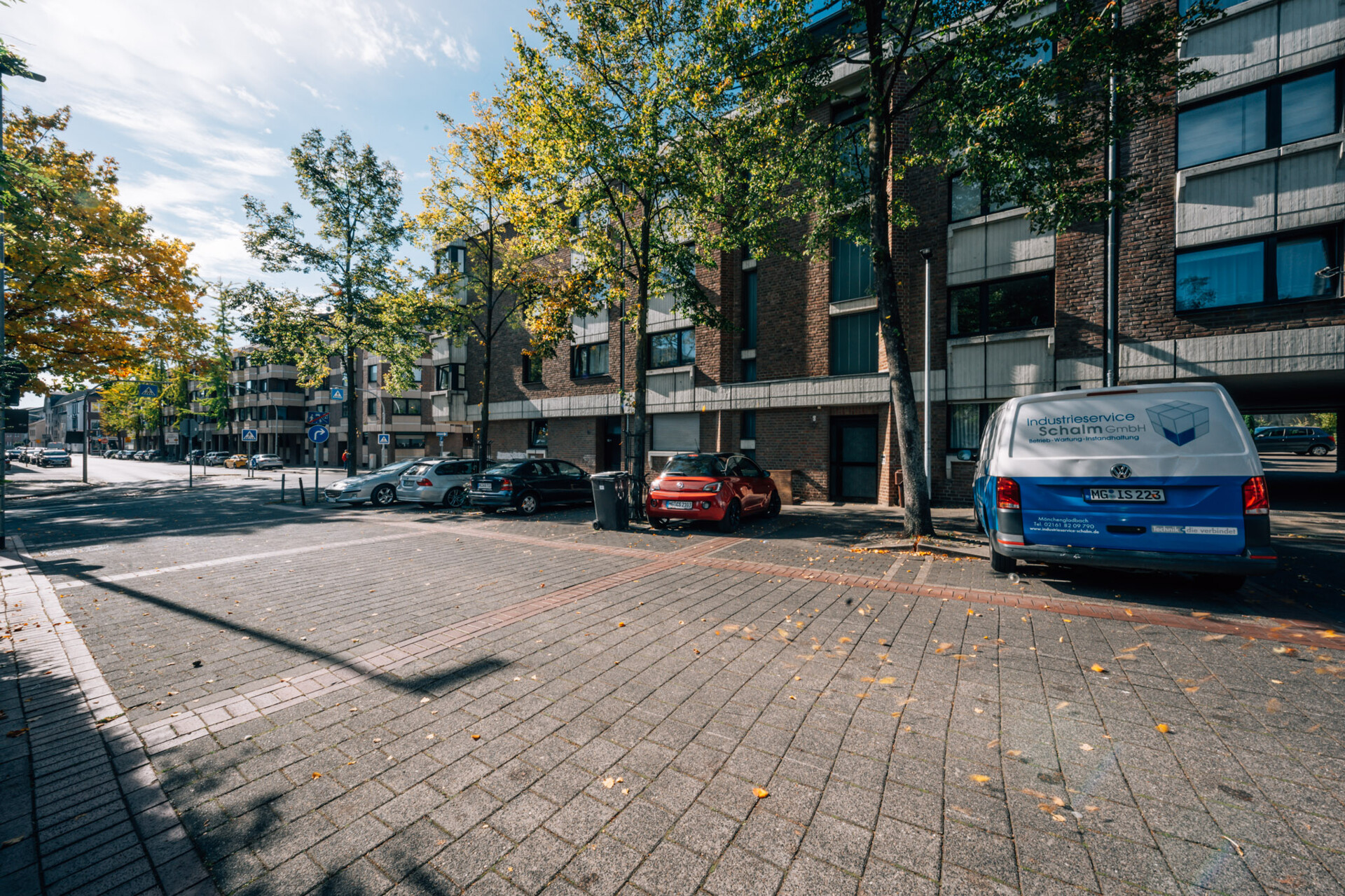 Straßenansicht