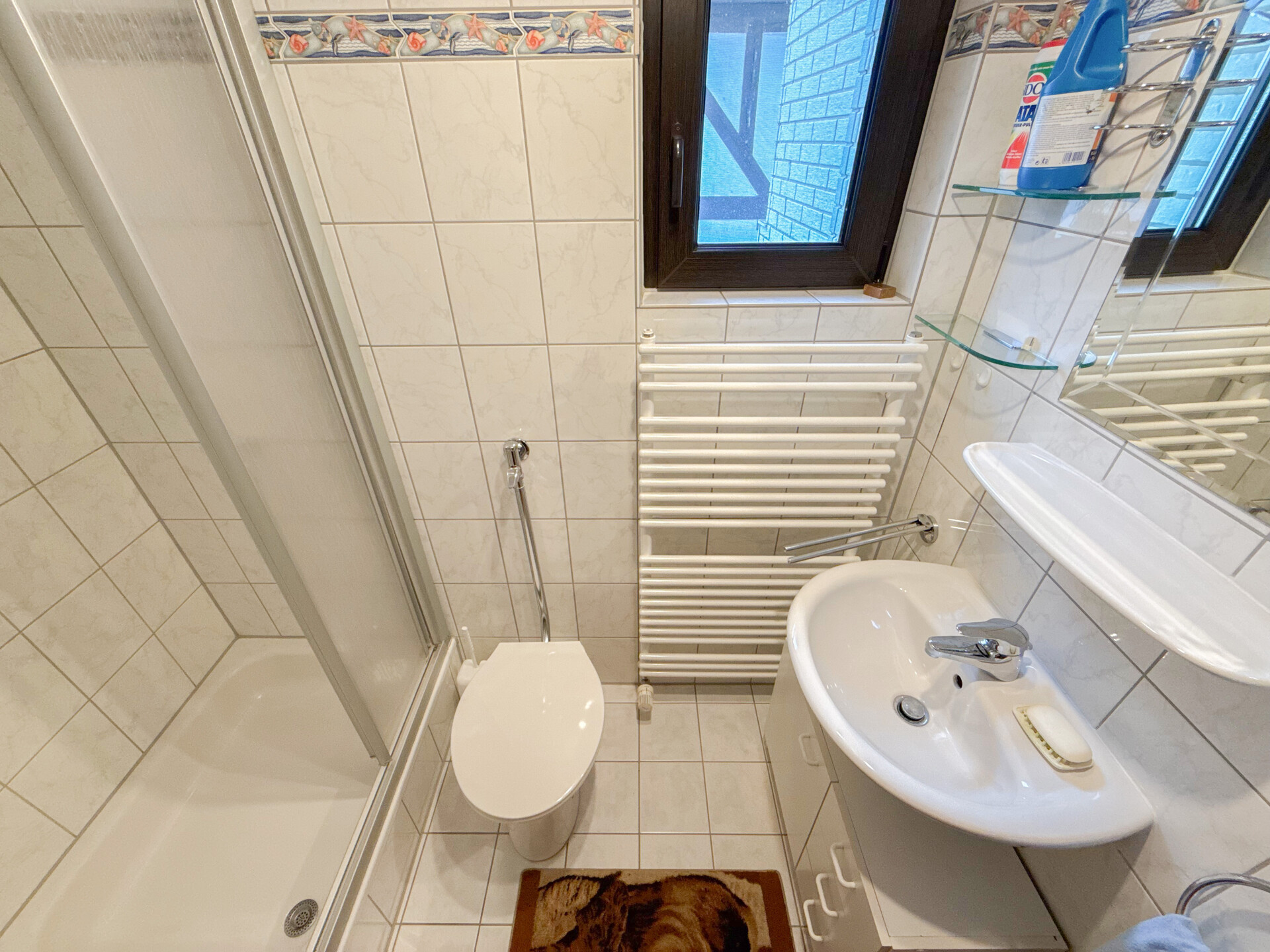 Haus 1 OG Duschbad