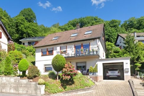 Straßenansicht