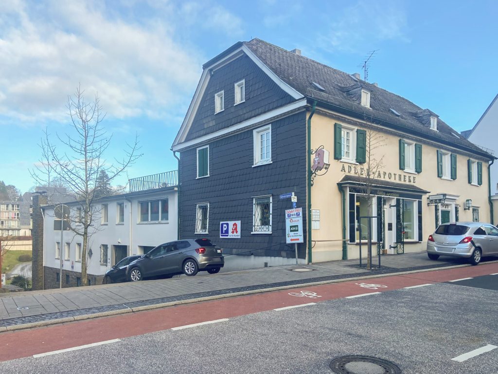 Straßenansicht