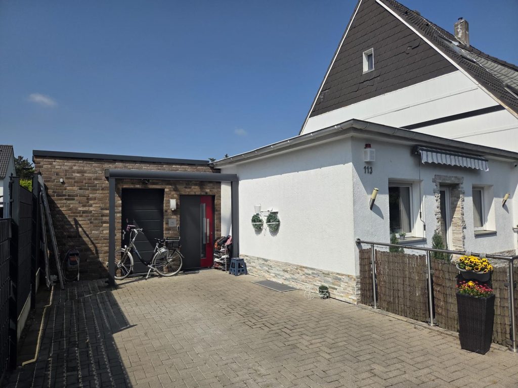 Modernisierter Bungalow in MO-Eick