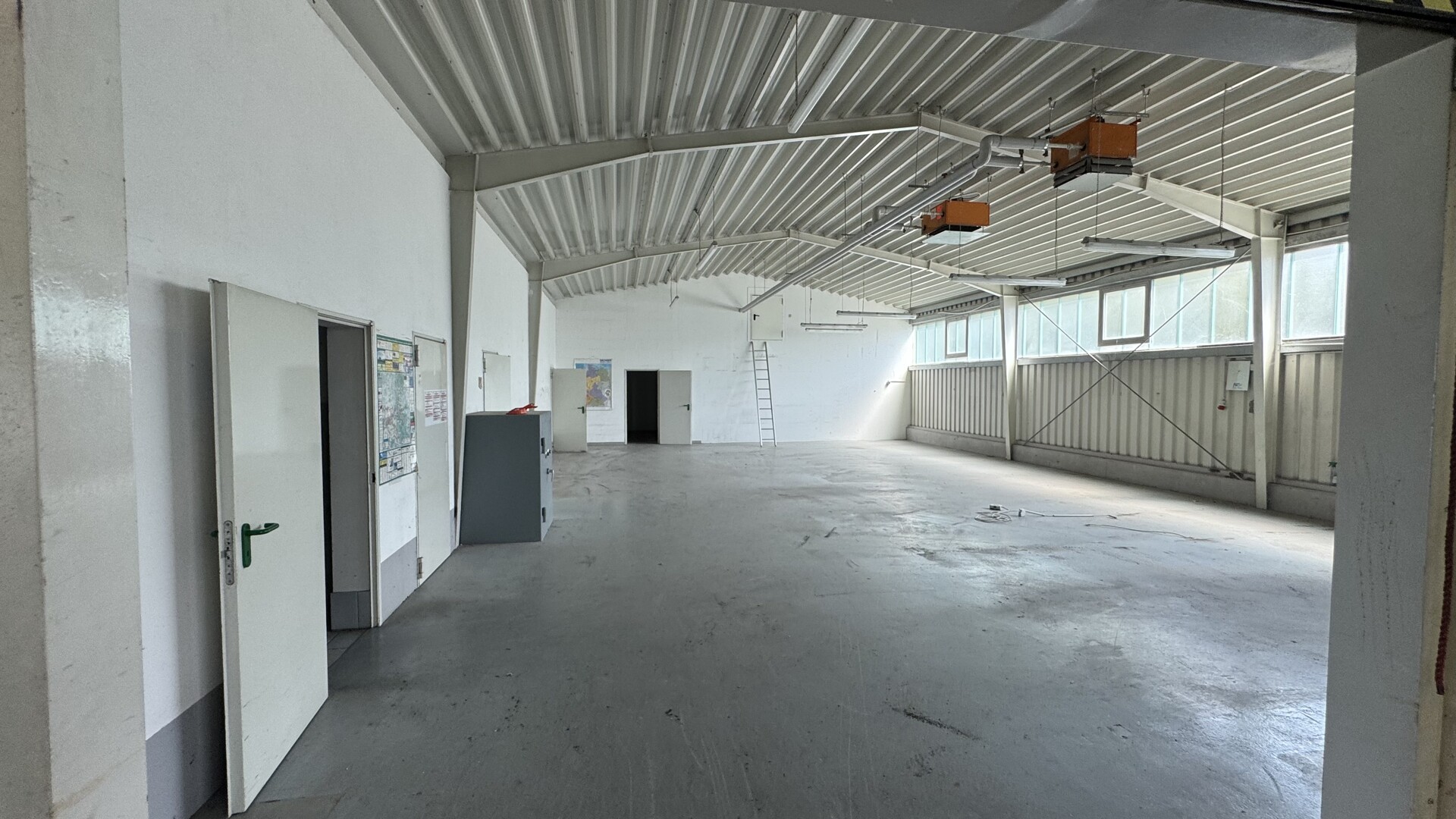 Halle (6)