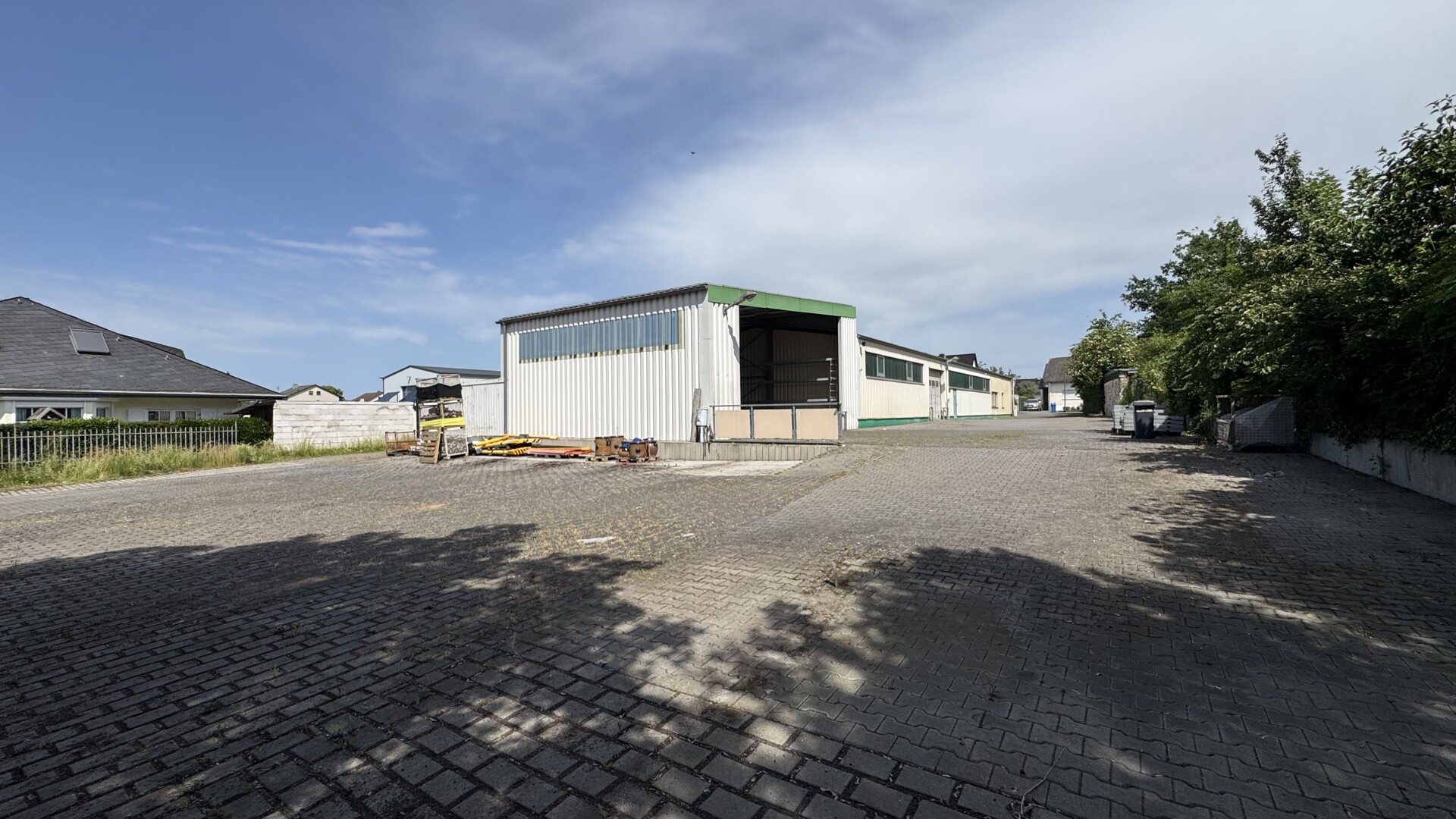 Rückansicht Halle