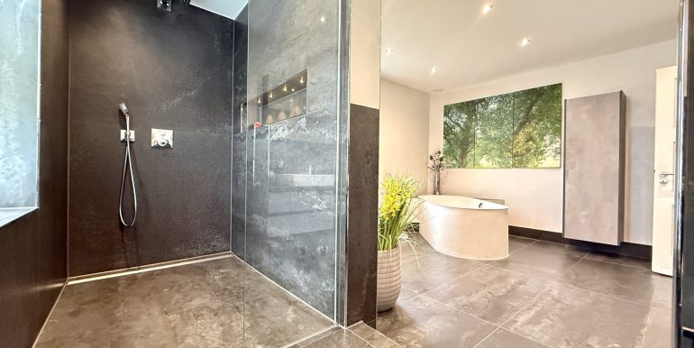 Badezimmer OG