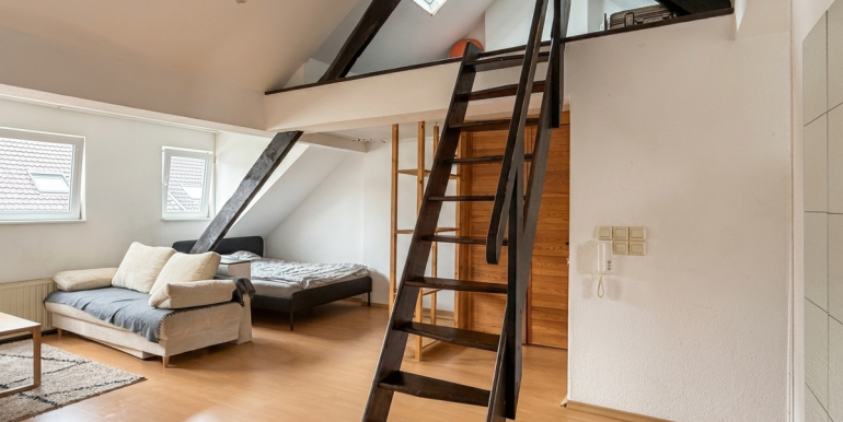 Wohn- Schlafzimmer