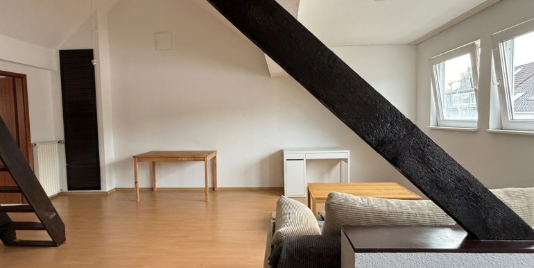 Wohn- Schlafzimmer