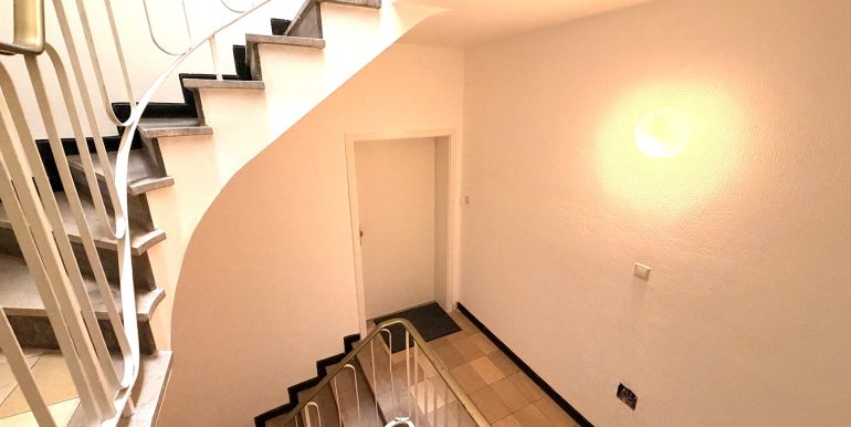 Treppenhaus 2. Blick