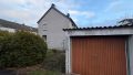 Garage und Stellplatz